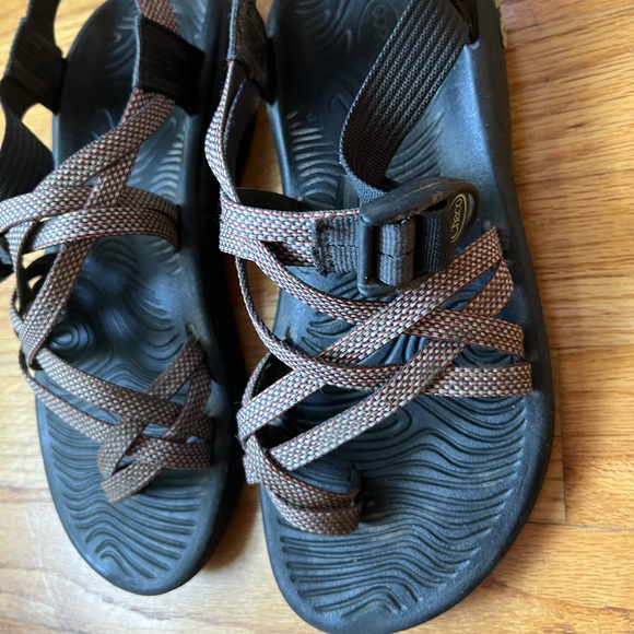 Chacos - Picture 2 of 4
